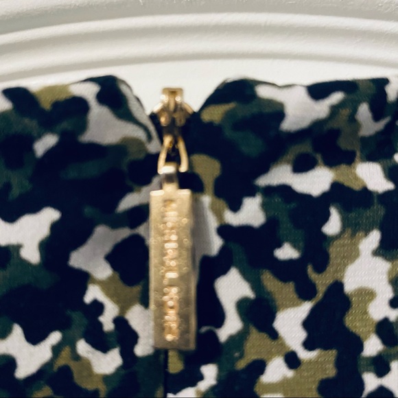 Michael Kors Camo Print Jersey Dress - Picture 8 of 9